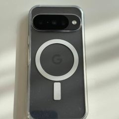 Pixel 10 Unlocked Pristine condition + case and screen protector Kit