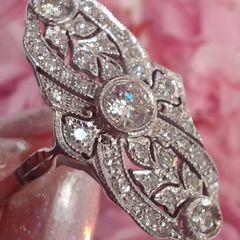 Antique Art Deco 14 Carat White Gold and Diamond Ring
