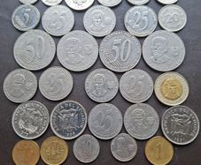 A Lot of 170 grams of coins from Ecuador (1975-2000)