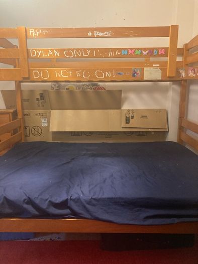 Sturdy bunk bed - free for collection