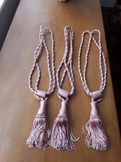 curtain tiebacks