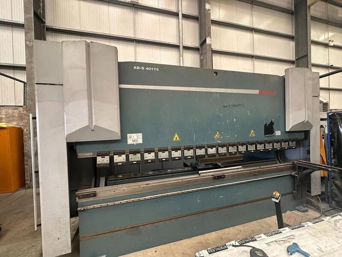 Durma AD-S 40175 CNC Press Brake