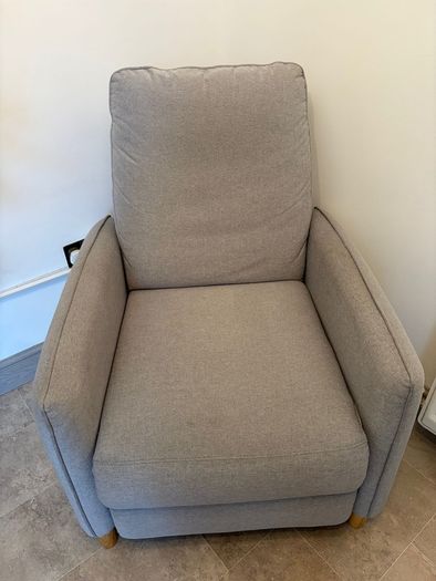 Large reclining lounge chair