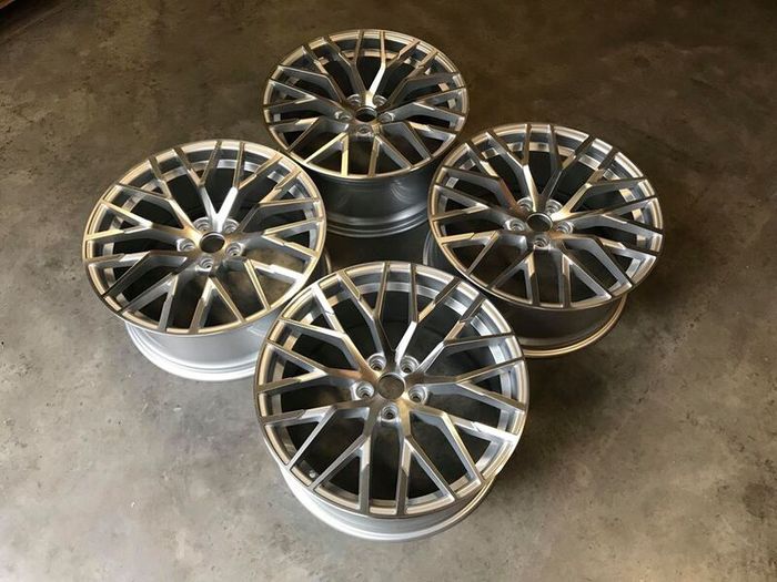 18" Inch Audi R8 V10 Style Alloy Wheels - Vw Polo -  Seat Ibiza -  Audi A1 Tt - 5x100