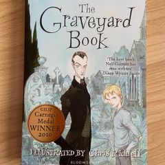 Neil Gaiman - The Graveyard Book