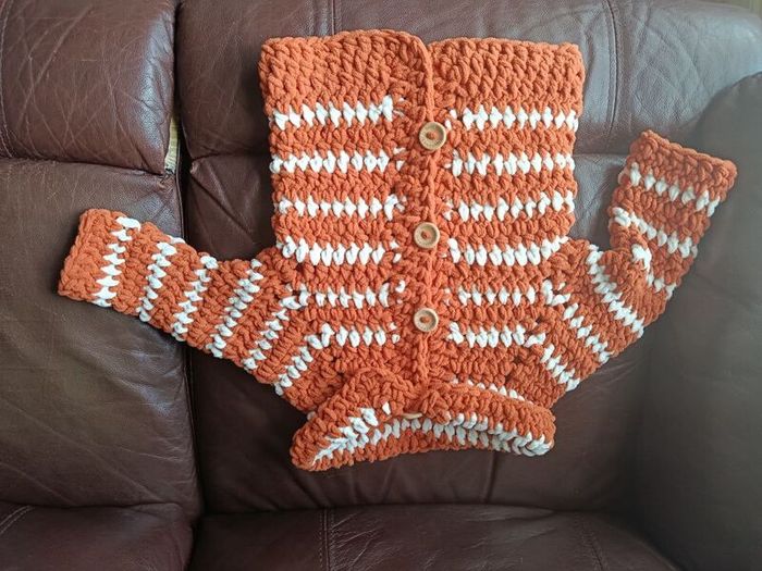 Child sweater