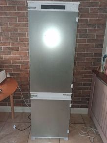 Integrated fridge freezer