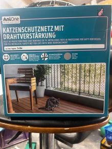 Pet netting enclosure