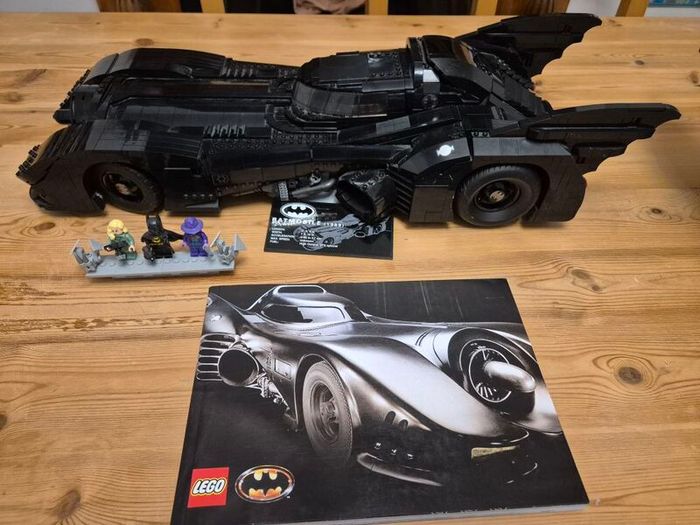 Lego Batman 76139 - The 1989 Batmobile