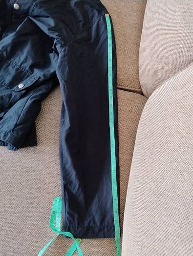 GAP ladies jacket coat with hood and zip and clip button closure in very good condition with no issues see last three photos for exact measurements size large FREE STANDARD POSTAGE INCLUDED