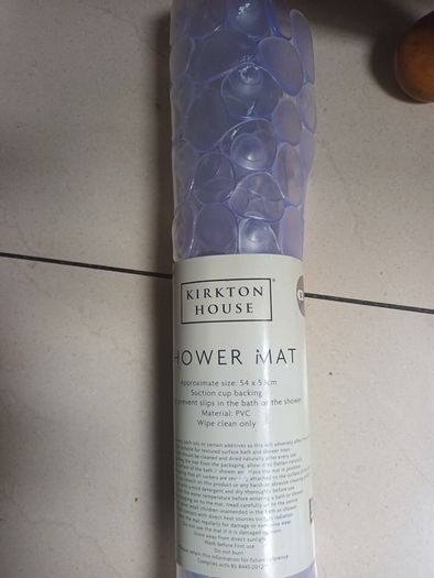 Kirkton Shower Mat. (Suction  Cup Backing) S. 54 x 53 cm.  B.N.W.T