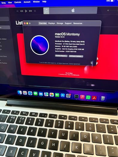 Apple MacBook Pro 13 2.7Ghz Dual core intel Core i5  16GB 1867 Mhz DDR3  250 SSD