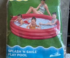 paddling pool