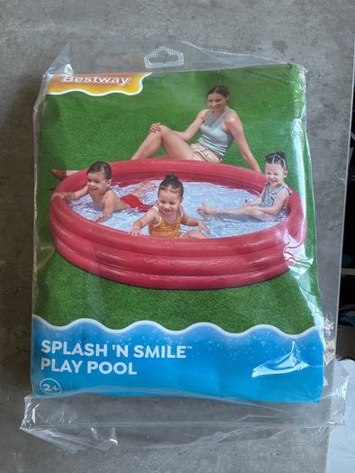 paddling pool