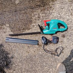 Bosch AHS 41 Accu Cordless Hedge Trimmer (14.4V)  Needs New Battery