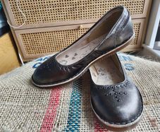 dr.Martens flats