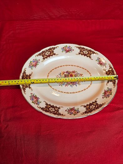 Medium Arklow platter , Larne / Pattern 2384