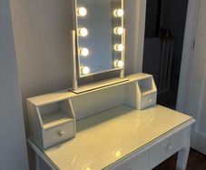 Beautiful White Makeup Table with Hollywood Style Glam Mirror