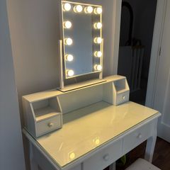 Beautiful White Makeup Table with Hollywood Style Glam Mirror