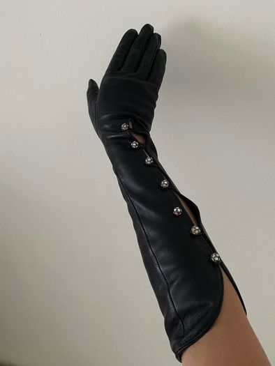 Leather Women's gloves