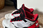 Jordan max aura 4 trainers