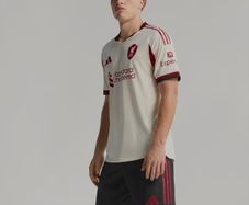 Liverpool FC 25/26 Away Authentic Jersey - Medium