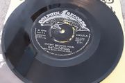 irish pressed single, the wolfetones