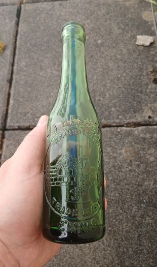 Hassett Ennis bottle