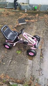 pink go kart