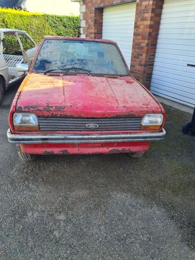 Mk1 and mk2 fiesta's for breaking