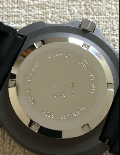 Casio MD-703 Diver Wrist Watch - Vintage - Rare - Highly Collectable-Mint Condition