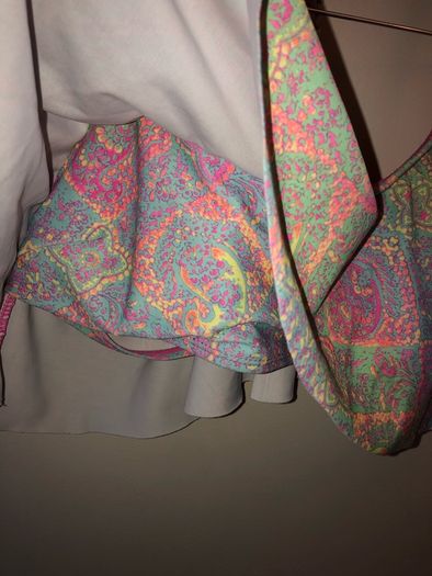 Bikini top (size 10)