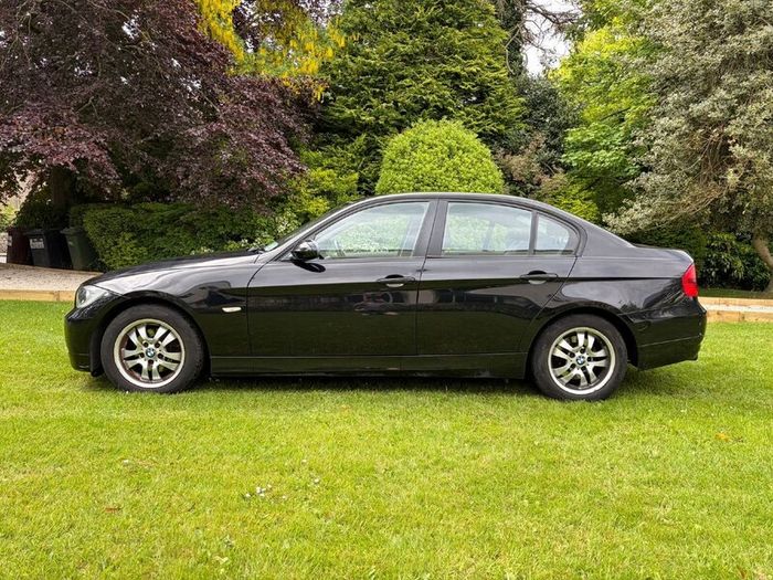 BMW 3-Series 2005