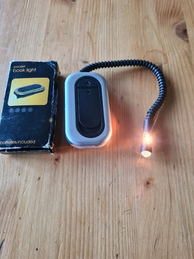 Fabolous Flexible Pocket Book Light. In Perfect Working Order. Complete With Box. Make Nice Present For Book Reader. Plus an AA personal organizer.