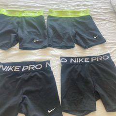 Black Nike pro girls shorts