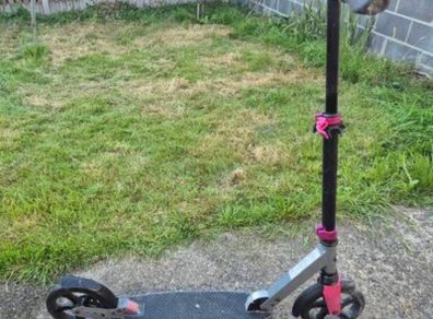 Adult kick scooter