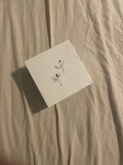 earbuds