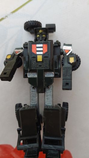 Transformer  / toy / gobot