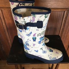Decorative White Wellingtons - Size 37