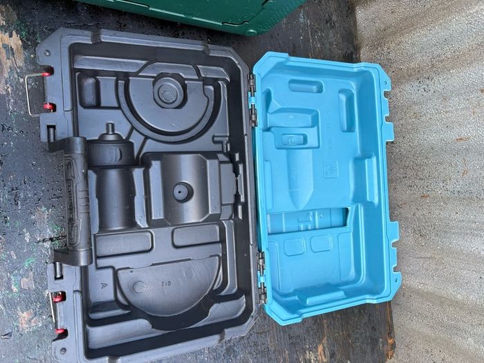 3 plastic powertool cases no powertools