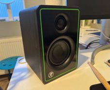 Makie monitor Speaker CR3 XBT