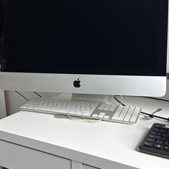 Apple iMac 21.5 Late 2015  8GB RAM  Excellent Condition