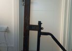 Heavy bag bracket