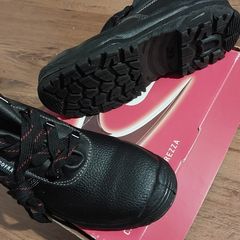 Cofra safety shoes, boots