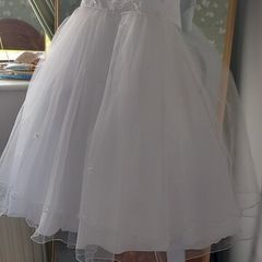 BNWT Pretty fowergirl dress, age 6