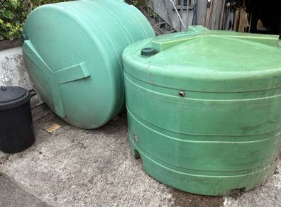 Water storage tanks, 2500L
