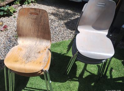 10 stackable chairs (26221)