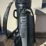 A selection of golf bags Image 10