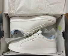 mens trainers