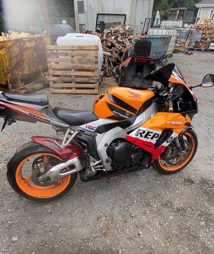 2007 Honda repsol 1000rr